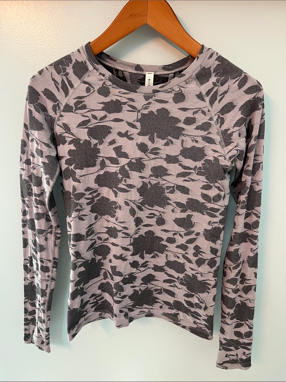 Athleta Lavender Floral Long Sleeve Crew Top